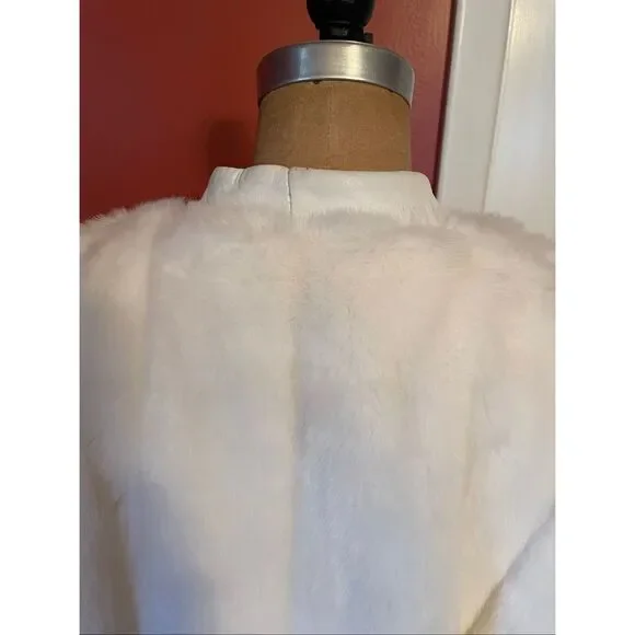 VINTAGE ADOLPH SCHUMAN FOR LILLI ANN | white button up fur jacket - Picture 14 of 16